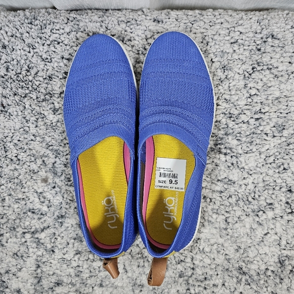 Ryka 9.5 M Perwinkle Blue Slip-On Shoes - Picture 6 of 6